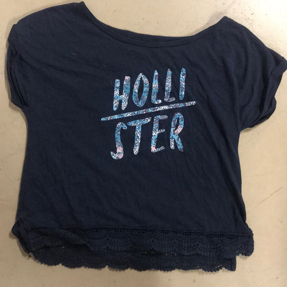 Hollister crop top